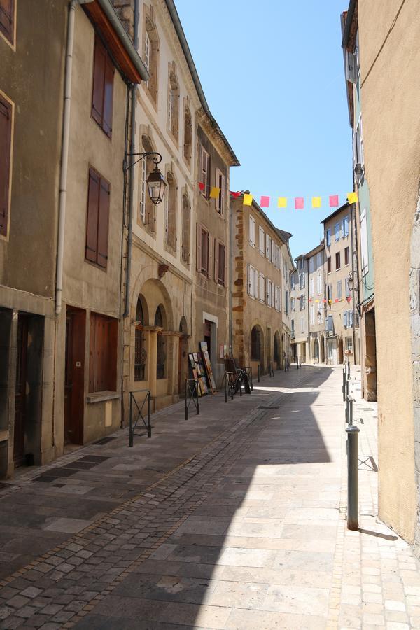 L'Arche Des Chapeliers Bed & Breakfast Foix Exterior photo