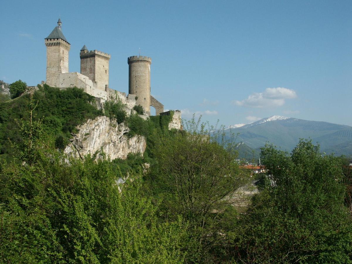 L'Arche Des Chapeliers Bed & Breakfast Foix Exterior photo